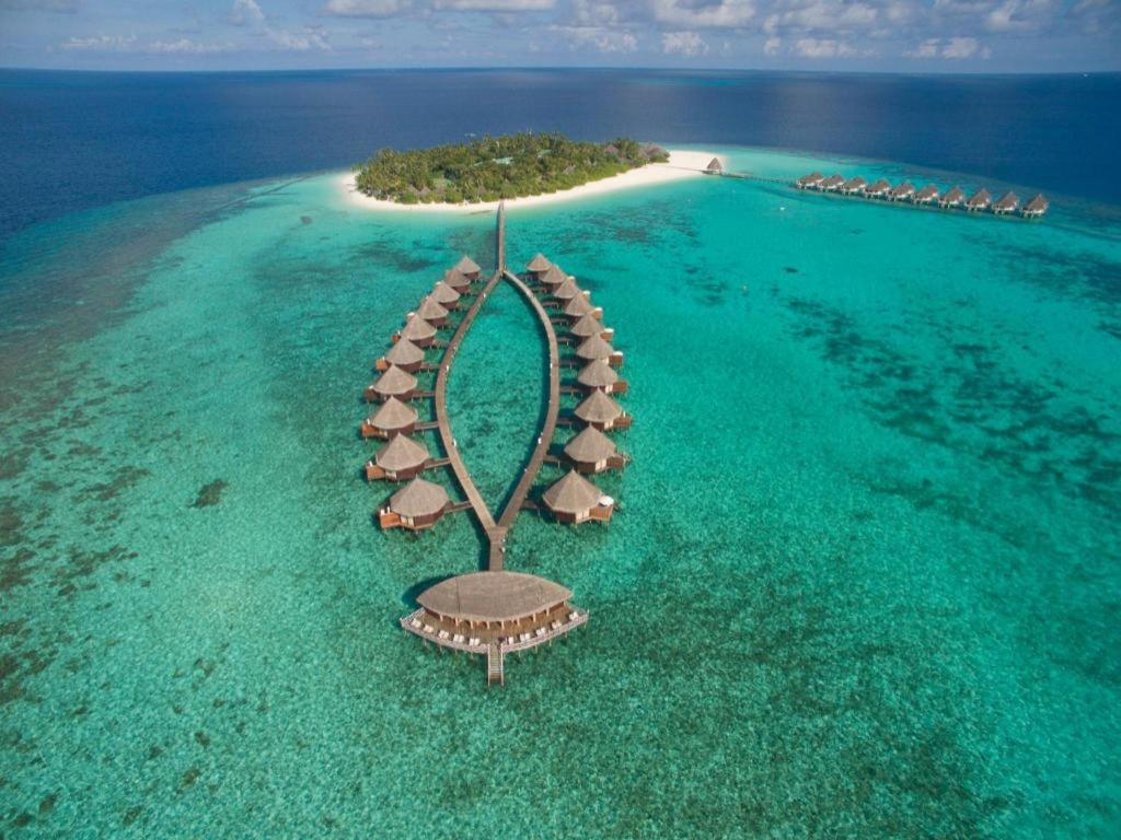 Angaga Island Resort & Spa